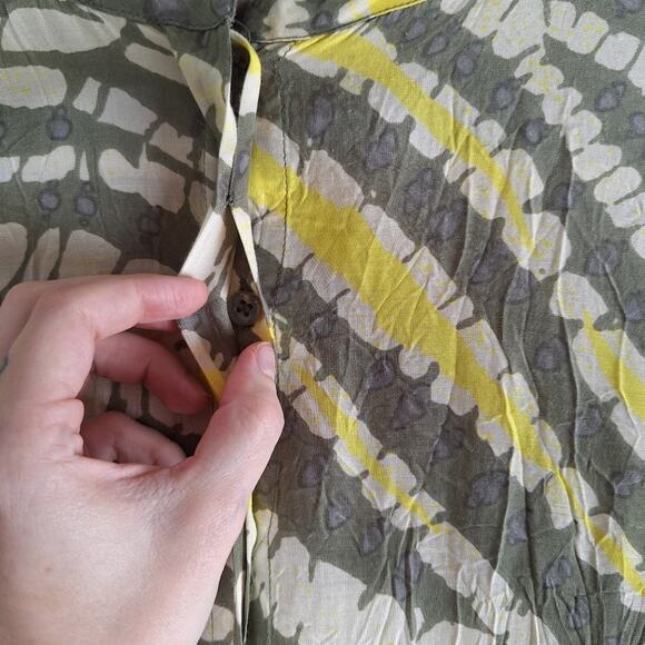 Masai Longsleeve Idrill Geometric Button Down Tunic Blouse Yellow Green L - Picture 4 of 9